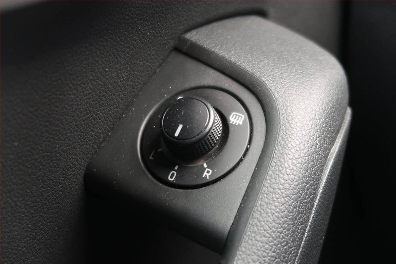 Škoda Octavia (2013) 1.8 TSI, Automat, Serv.kniha - fotka 16 z 19