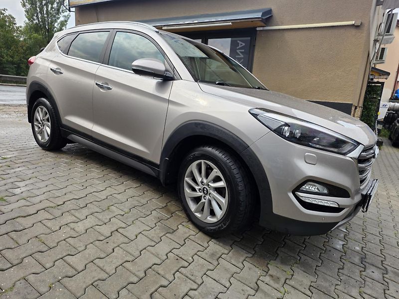 Hyundai Tucson (2016) 1.7-1MAJ.-TOP STAV-NAVI-KAMERA - fotka 5 z 12