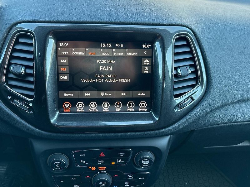 Jeep Compass (2020) S Limited PHEV 190k - fotka 11 z 37