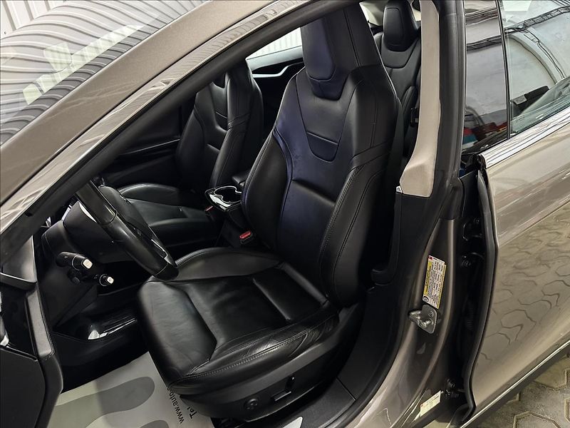 Tesla Model S 70D 4x4 DUAL MOTOR PANO DPH - fotka 24 z 36