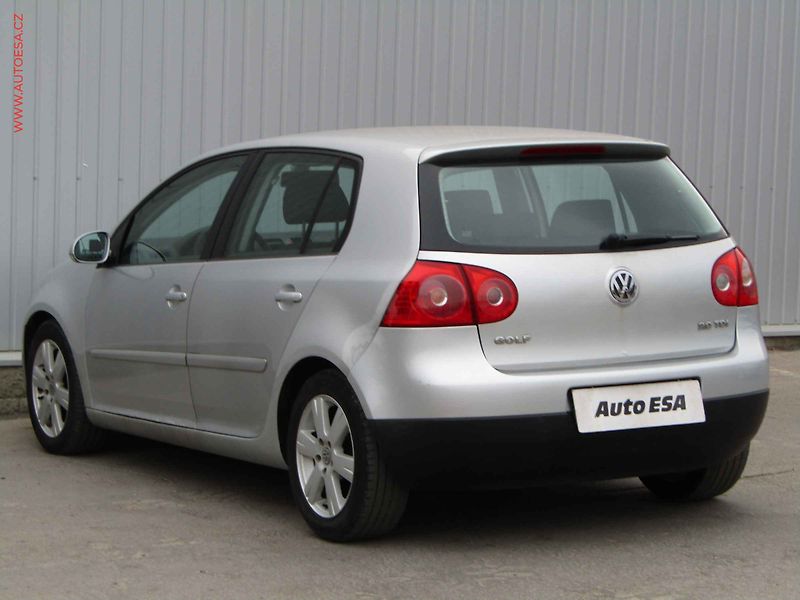 Volkswagen Golf (2003) 2.0 TDi, STK4/28 - fotka 6 z 12