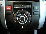 Kia Venga (2010) 1.4CVVT, 2.maj,ČR, AC - náhled 16