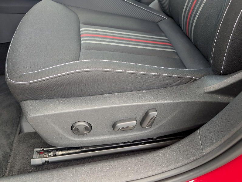 Škoda Scala (2025) 1.5 TSI / 110 kW Monte Carlo - fotka 8 z 30