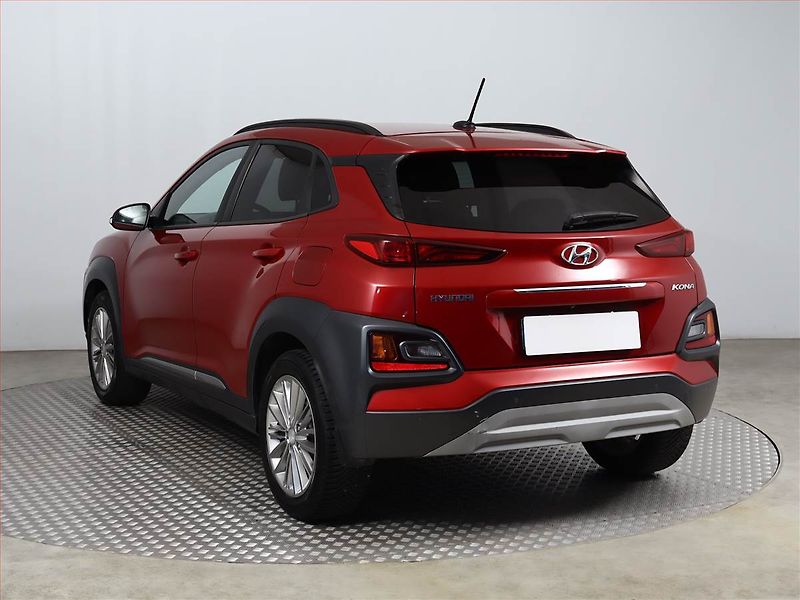 Hyundai Kona (2018) 1.0 T-GDI, Kůže, Tempomat - fotka 4 z 19