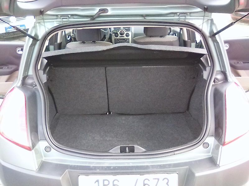 Renault Mégane (2003) 1.6i 16V nové v ČR - fotka 26 z 28