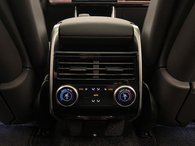 Land Rover Range Rover (2026) P530 AUTOBIOGRAPHY SWB - fotka 40 z 98