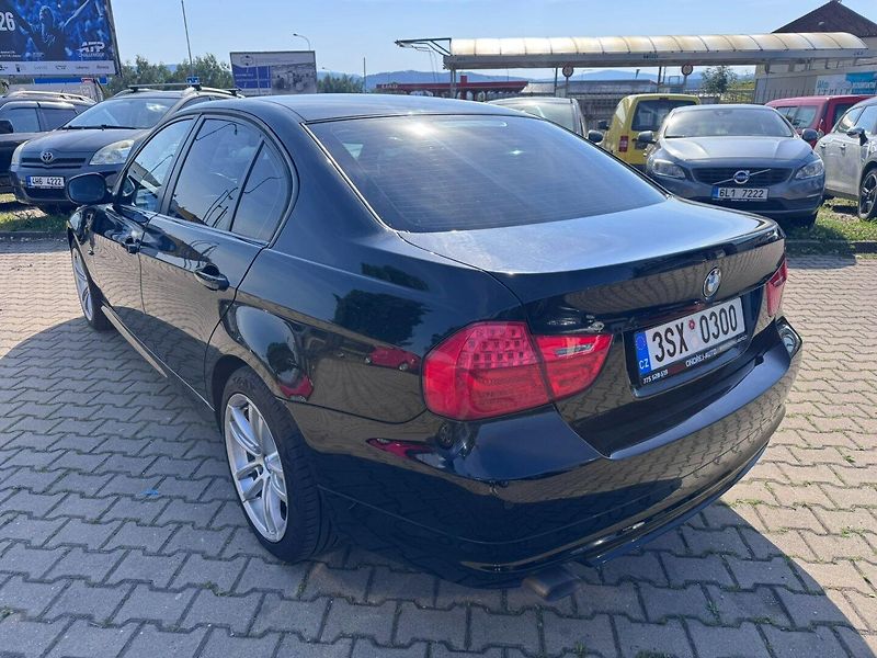 BMW Řada 3 (2011) E90 2,0D 85 KW PĚKNÝ - fotka 4 z 45