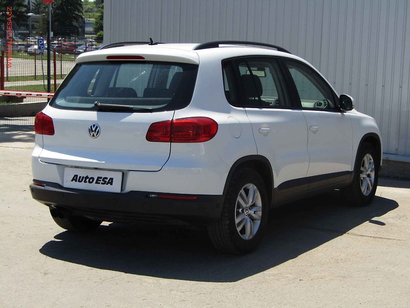Volkswagen Tiguan (2014) 1.4 TSi, ČR, Trend&Fun - fotka 4 z 18
