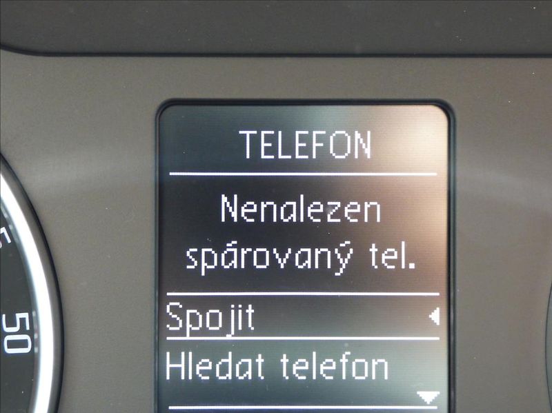 Škoda Octavia 1,6 TDI DSG, Xenon, Digi Klima - fotka 25 z 49