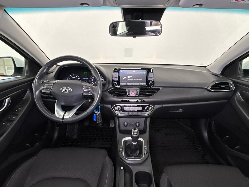 Hyundai i30 Comfort - fotka 5 z 27