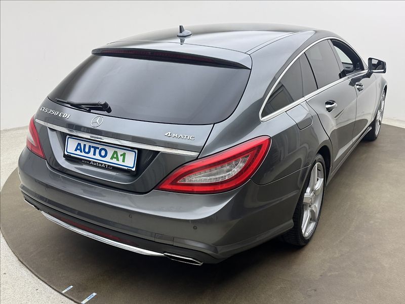 Mercedes-Benz CLS 3,0 DPH 4X4 H/K AMG LED ACC ČR - fotka 4 z 59