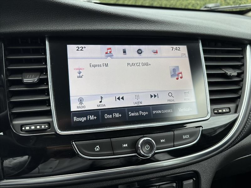 Opel Mokka 1,4 Turbo 4x4 Cosmo - fotka 19 z 35