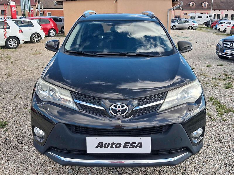 Toyota RAV4 (2014) 2.2 D-4D 4x4, ČR, AC, TZ - fotka 2 z 22