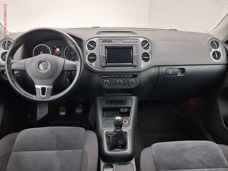 Volkswagen Tiguan (2016) 2.0 TDi, Sport&Style, navi - fotka 8 z 16