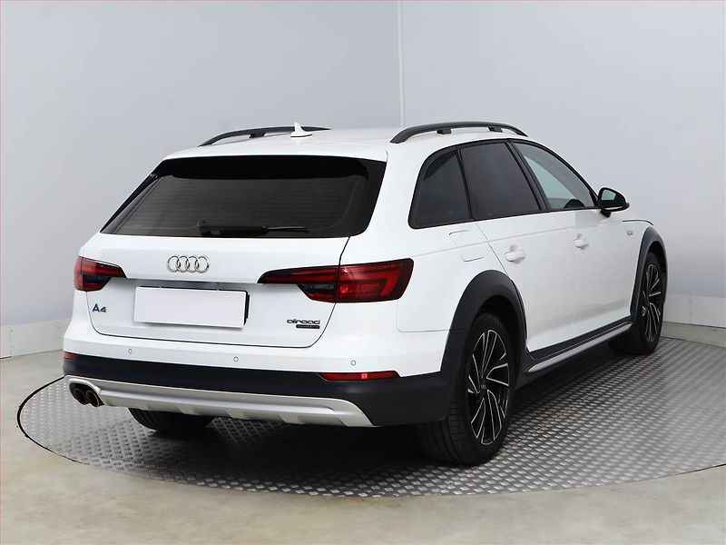 Audi A4 Allroad (2018) 2.0 TDI, 4X4, Automat - fotka 5 z 22