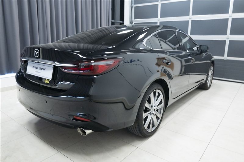 Mazda 6 2,5 SKYACTIV-G AT NAVI KŮŽE ČR - fotka 4 z 44