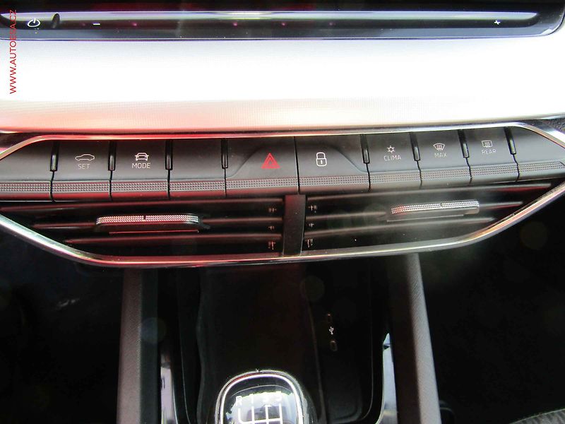 Škoda Octavia (2021) 2.0 TDi, 2.maj,ČR, AC - fotka 13 z 17
