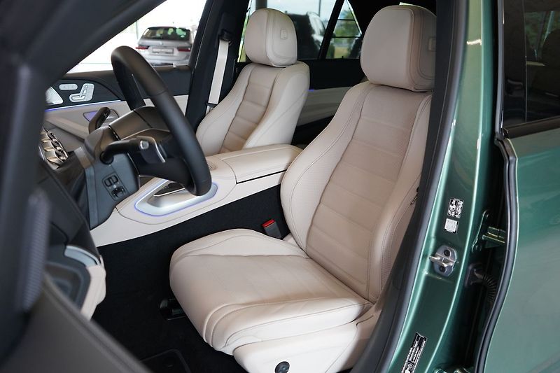 Mercedes-Benz GLE 450d 4M AMG, Nezávislé, Tažné - fotka 17 z 50