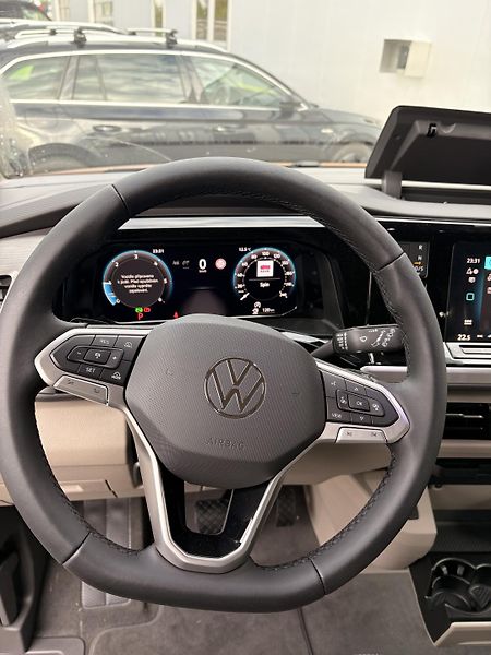 Volkswagen Multivan (2024) - fotka 19 z 32