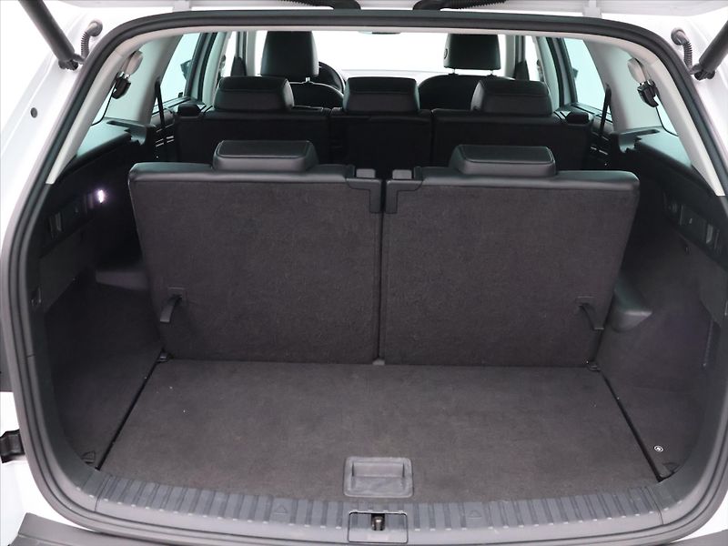 Škoda Kodiaq 2,0 TDI 110kW DSG 4x4 Style CZ - fotka 10 z 37