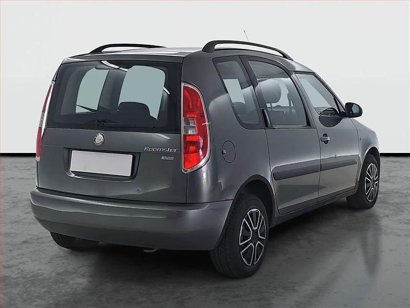 Škoda Roomster (2008) Comfort 1.2 12V, rezervace - fotka 5 z 14
