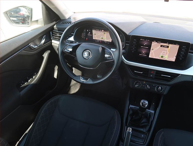 Škoda Kamiq (2023) Ambition 1.0 TSI, Serv.kniha - fotka 7 z 23