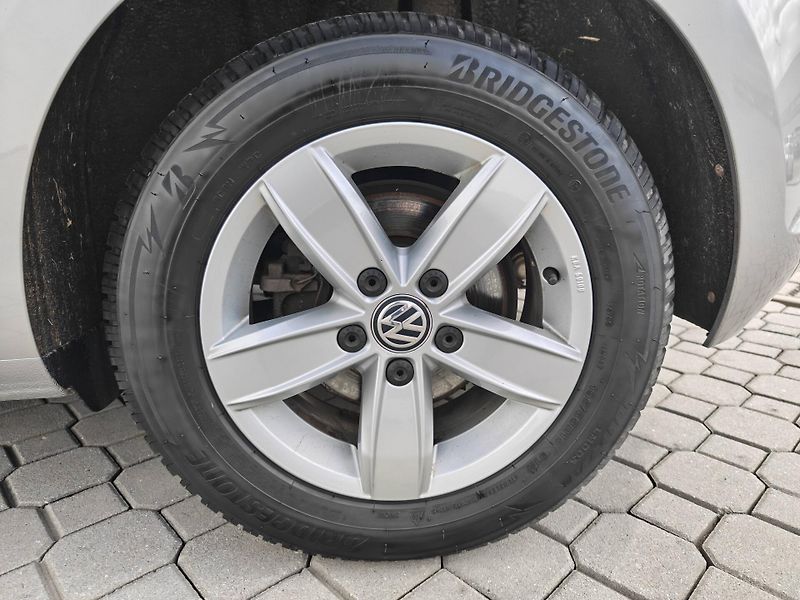 Volkswagen Golf Maraton Edition 1,4TSI - fotka 19 z 21