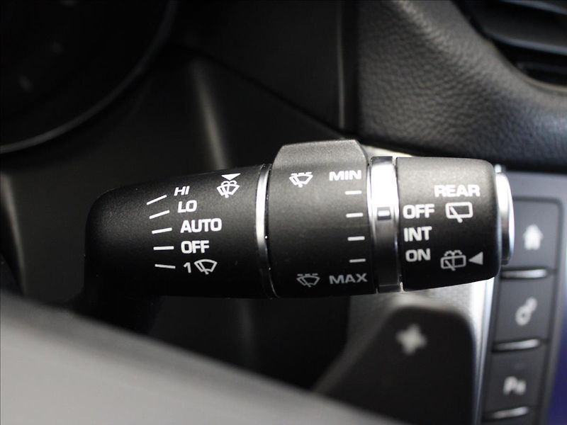 Jaguar XF 2,0 d 132KW Navi, Kůže, Aut, - fotka 21 z 34