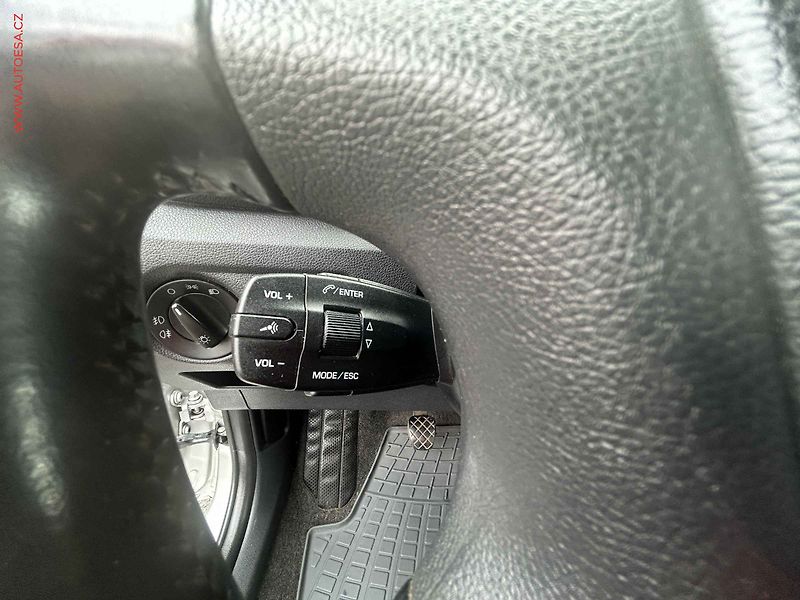Škoda Roomster (2007) 1.6 16V - fotka 16 z 16