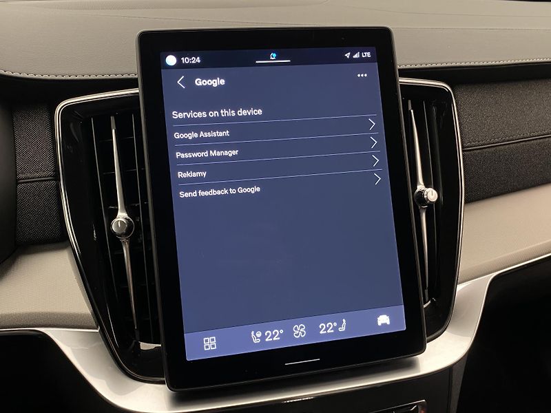 Volvo XC90 T8 AWD RECHARGE CORE AUT CZ 7m - fotka 56 z 59
