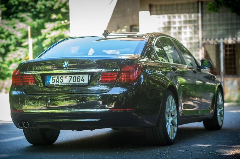 BMW Řada 7 (2012) - fotka 4 z 12