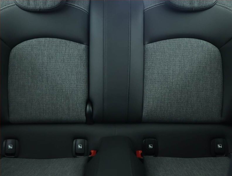 Mini Ostatní (2022) Cooper SE 32 kWh, SoH 95% - fotka 10 z 18