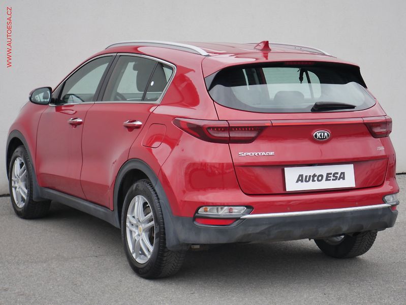 Kia Sportage (2018) 1.6T-GDI, 2.maj,ČR, navi - fotka 6 z 25