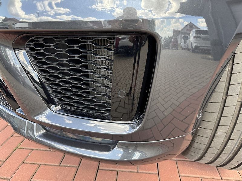 Land Rover Range Rover (2018) 4.4SDV8 Autobiography Vzduch - fotka 36 z 50