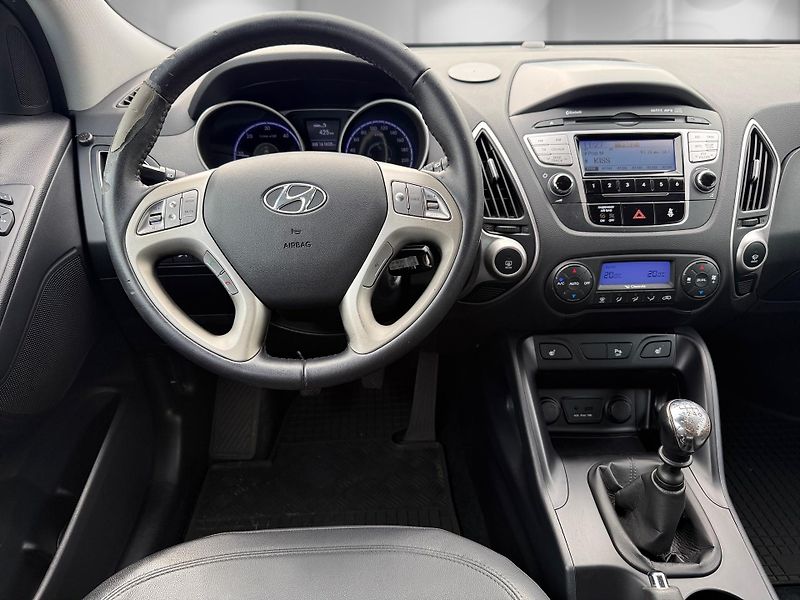 Hyundai ix35 1,7 CRDi 85 kW Style - fotka 15 z 24