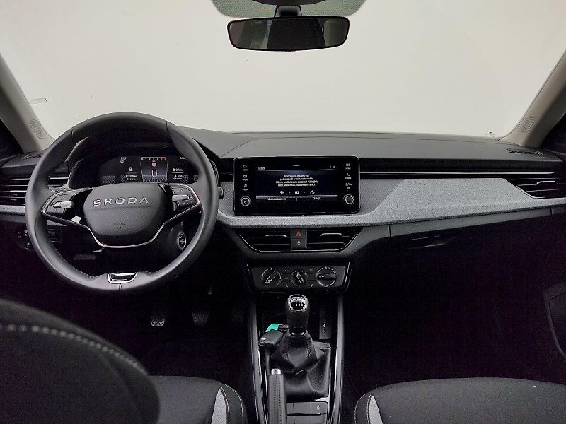 Škoda Kamiq (2025) Selection 1,0 tsi 81 Kw - fotka 5 z 35