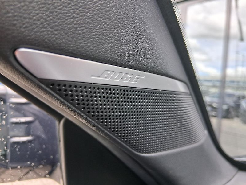 Hyundai Ioniq 6 STYLE PREMIUM 4x4 239 kW - fotka 44 z 44