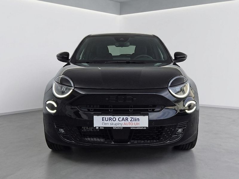 Fiat 600 (2026) 1.2 Sport Turbo Hybrid 145k eD - fotka 3 z 8