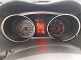 Mitsubishi Outlander (2007) 2.0 DI-D, 4X4, 7 míst - náhled 11