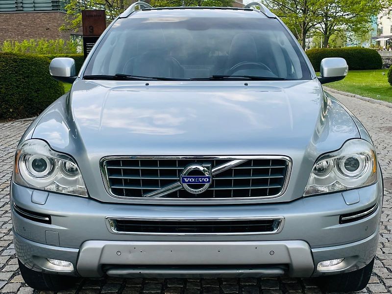 Volvo XC90 2.4 D5 4x4 AUT SERVISKA TAŽNÉ - fotka 6 z 49