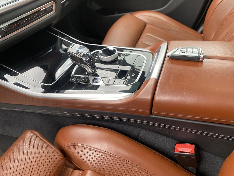 BMW X5 M50XD 4x4 400PS CZ DPH FULL 1A - fotka 104 z 171