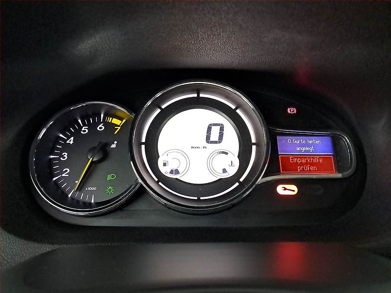 Renault Mégane (2014) 1.2 TCe, Navi, Tempomat - fotka 11 z 20
