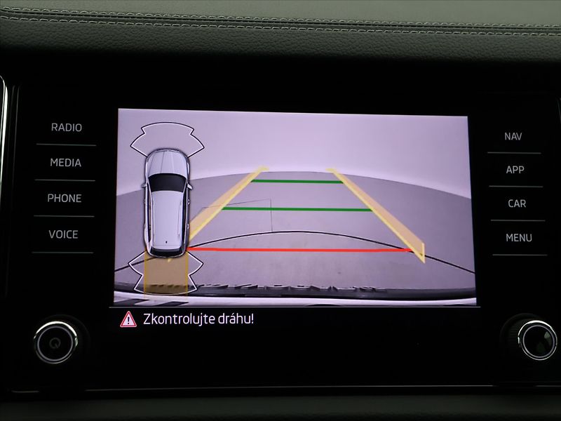 Škoda Kodiaq 2,0 TDI 4x4 Style+ Virtual DPH - fotka 24 z 34