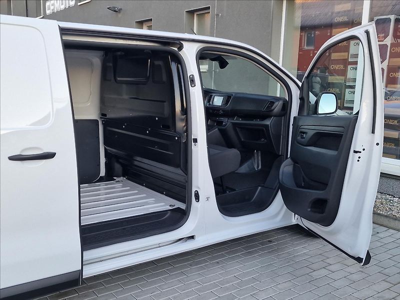 Opel Vivaro 1.5CDTI 88kW, původ ČR,1.Maj. - fotka 15 z 47