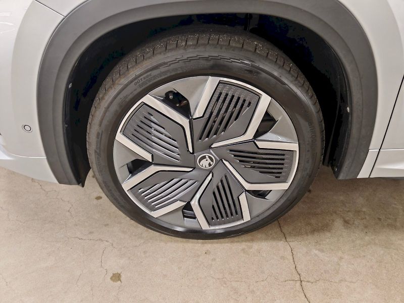 Škoda Kodiaq (2025) iV 1.5 TSI 150 kW DSG Sportlin - fotka 33 z 33