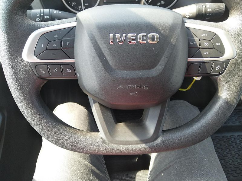Iveco Daily 72C180 automat 3,0L - fotka 7 z 9