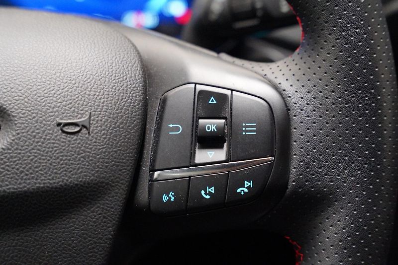 Ford Kuga - fotka 16 z 28