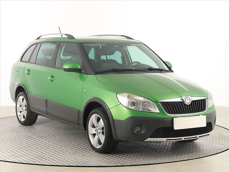 Škoda Fabia (2012) Scout 1.2 TSI, Tempomat - fotografie inzerátu