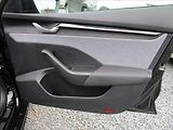 Škoda Octavia Combi 2.0TDi DSG Selection - náhled 34