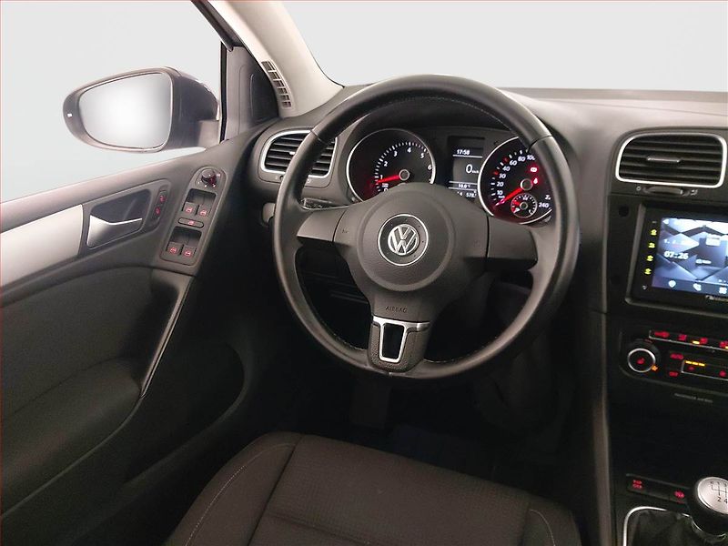 Volkswagen Golf (2010) Comfortline 1.4 TSI - fotka 7 z 19